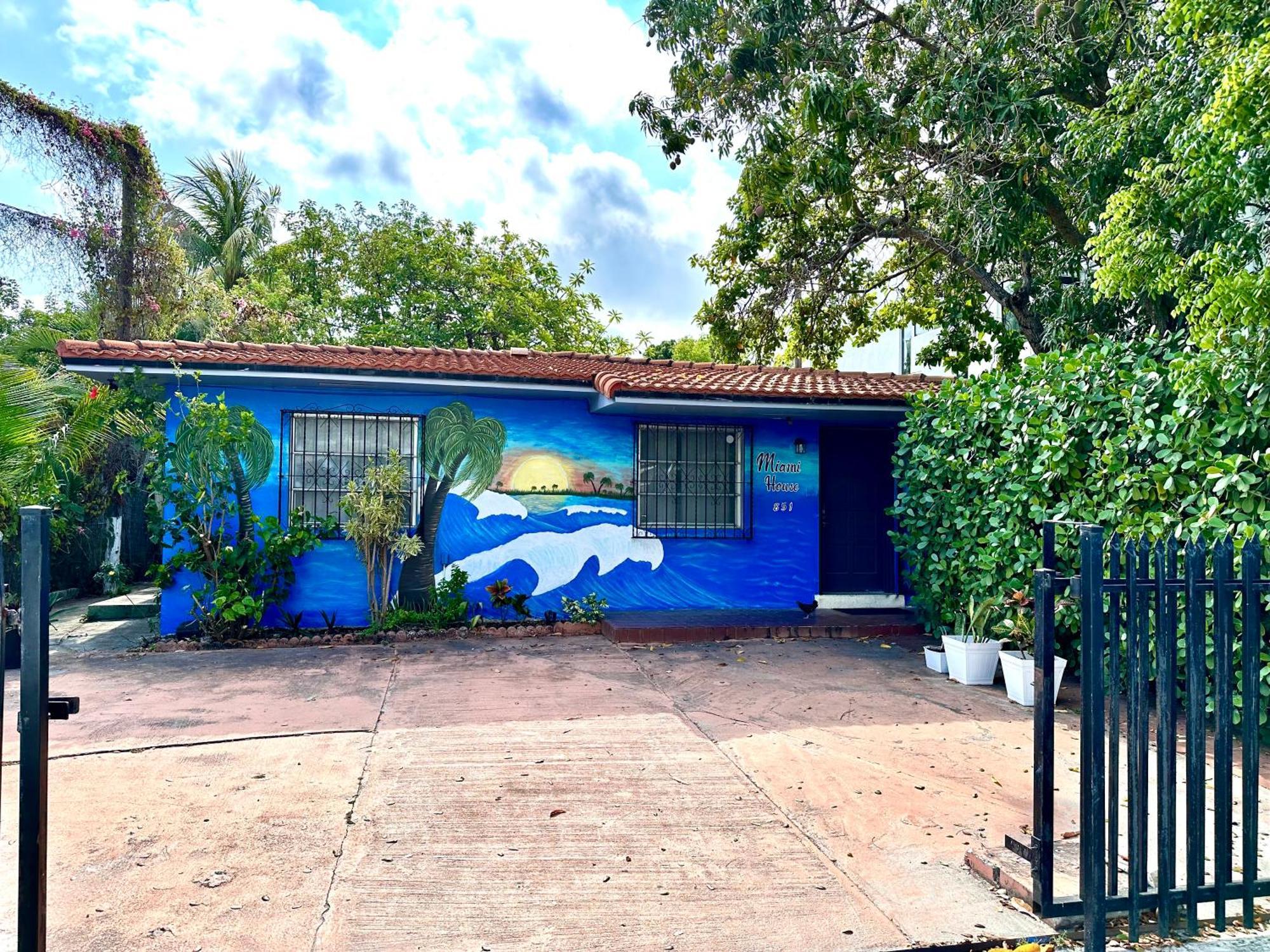 Miami House Hotel Kültér fotó